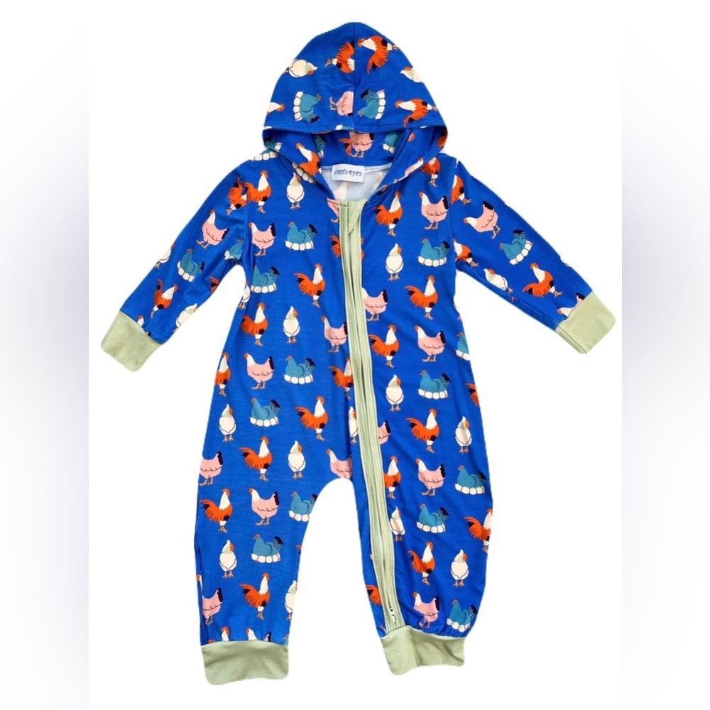 🇨🇦 Little Eyes Bamboo Chicken Coop Hooded Romper